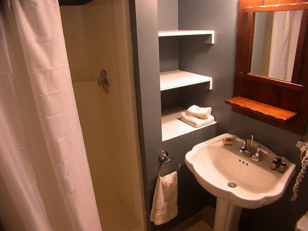 Mountaintop Lodge At Lake Naomi Pocono Pines Екстер'єр фото