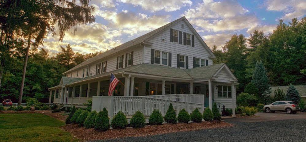 Mountaintop Lodge At Lake Naomi Pocono Pines Екстер'єр фото
